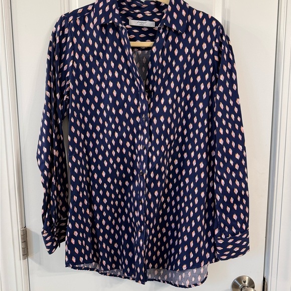 Foxcroft Tops - Foxcroft- NON IRON shirt 100% Cotton (sz 10)